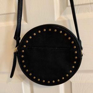 Universal Thread Crossbody Bag